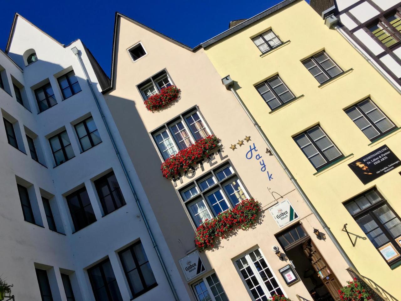 Altstadthotel Hayk Am Rhein Colonia Exterior foto